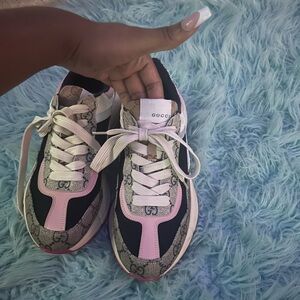 Gucci rythons good as new